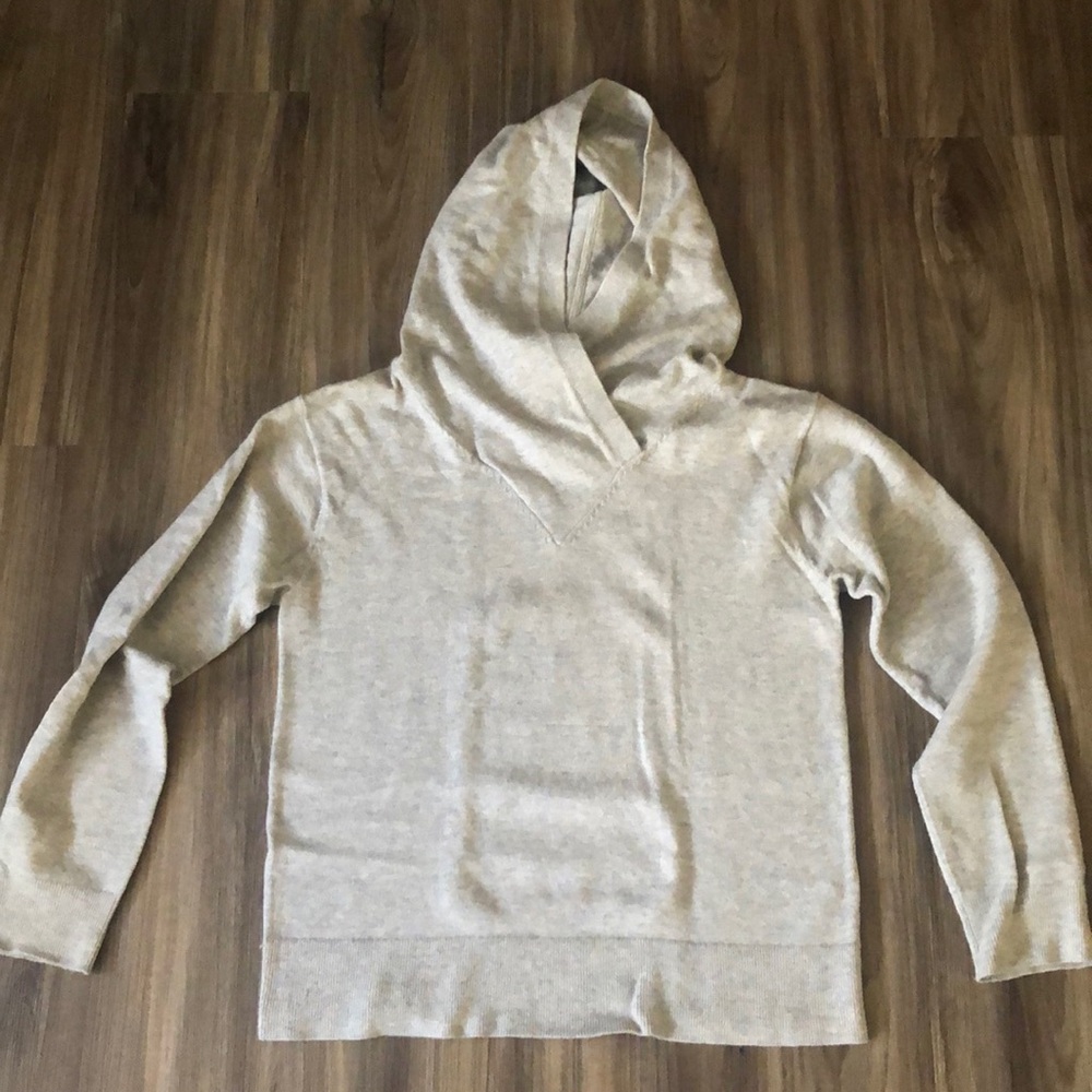 Gap hooded sweater